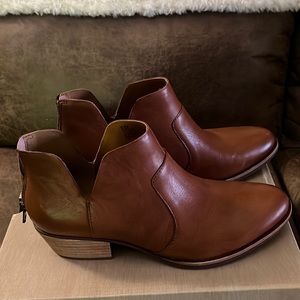 NEW Kork-Ease ankle boots